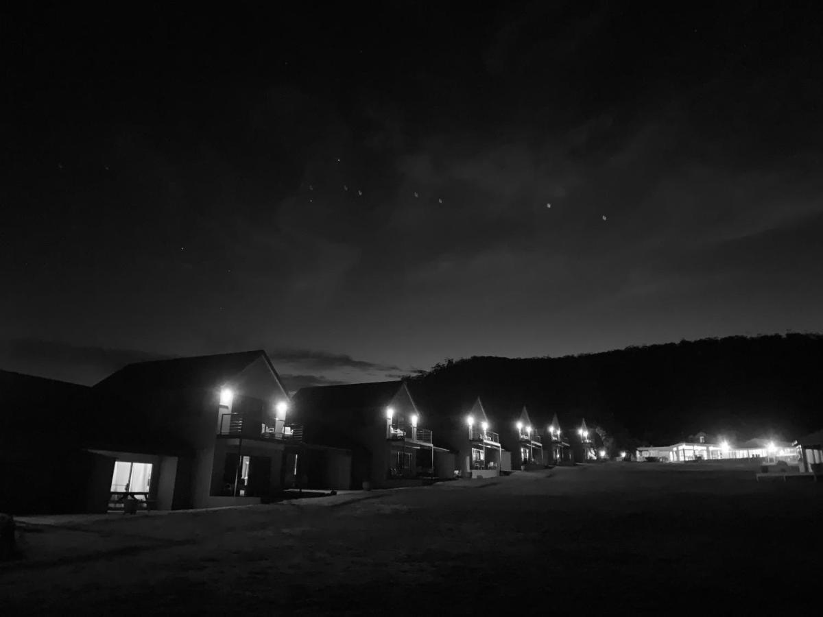 Diamond Island Resort, Restaurant & Bar And Penguin Show Bicheno Exterior foto