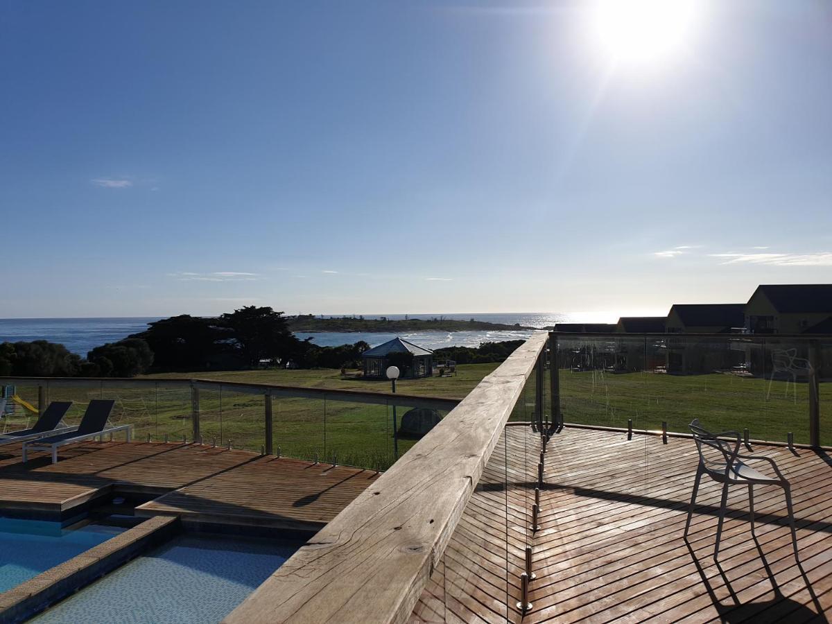 Diamond Island Resort, Restaurant & Bar And Penguin Show Bicheno Exterior foto